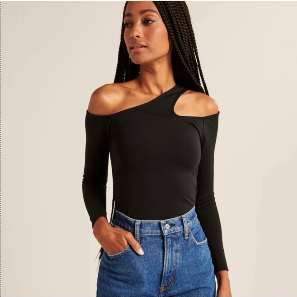 Abercrombie & Fitch Black One-Shoulder Top